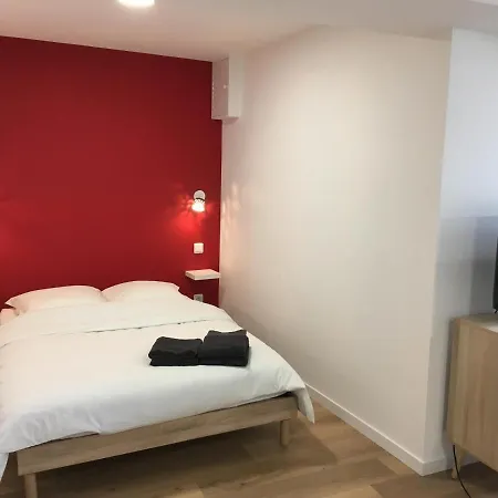 Апартаменты Du Marche *